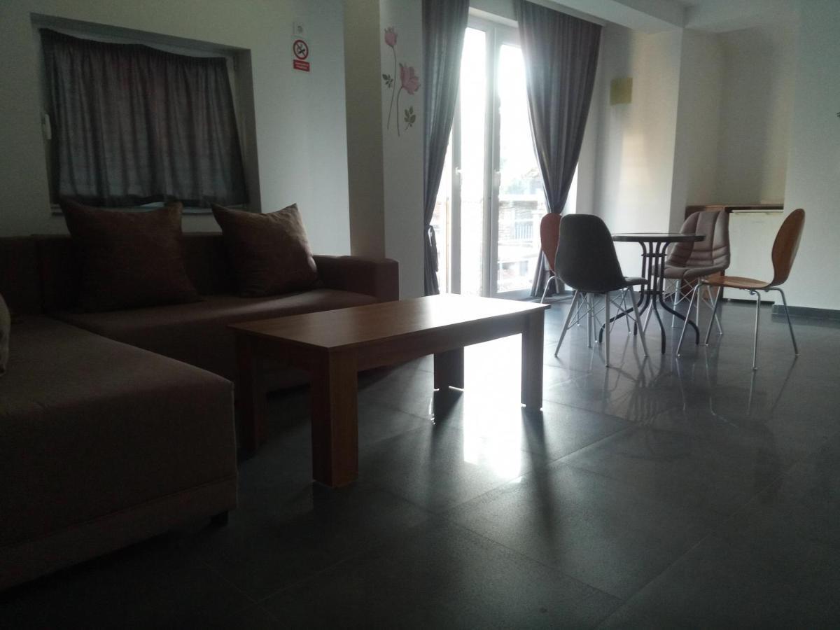 Yard House Trpejca Ohrid Exterior photo