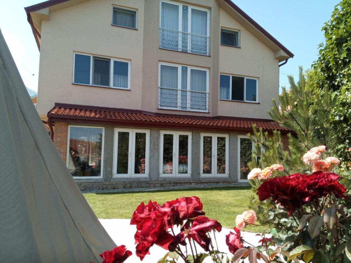 Yard House Trpejca Ohrid Exterior photo